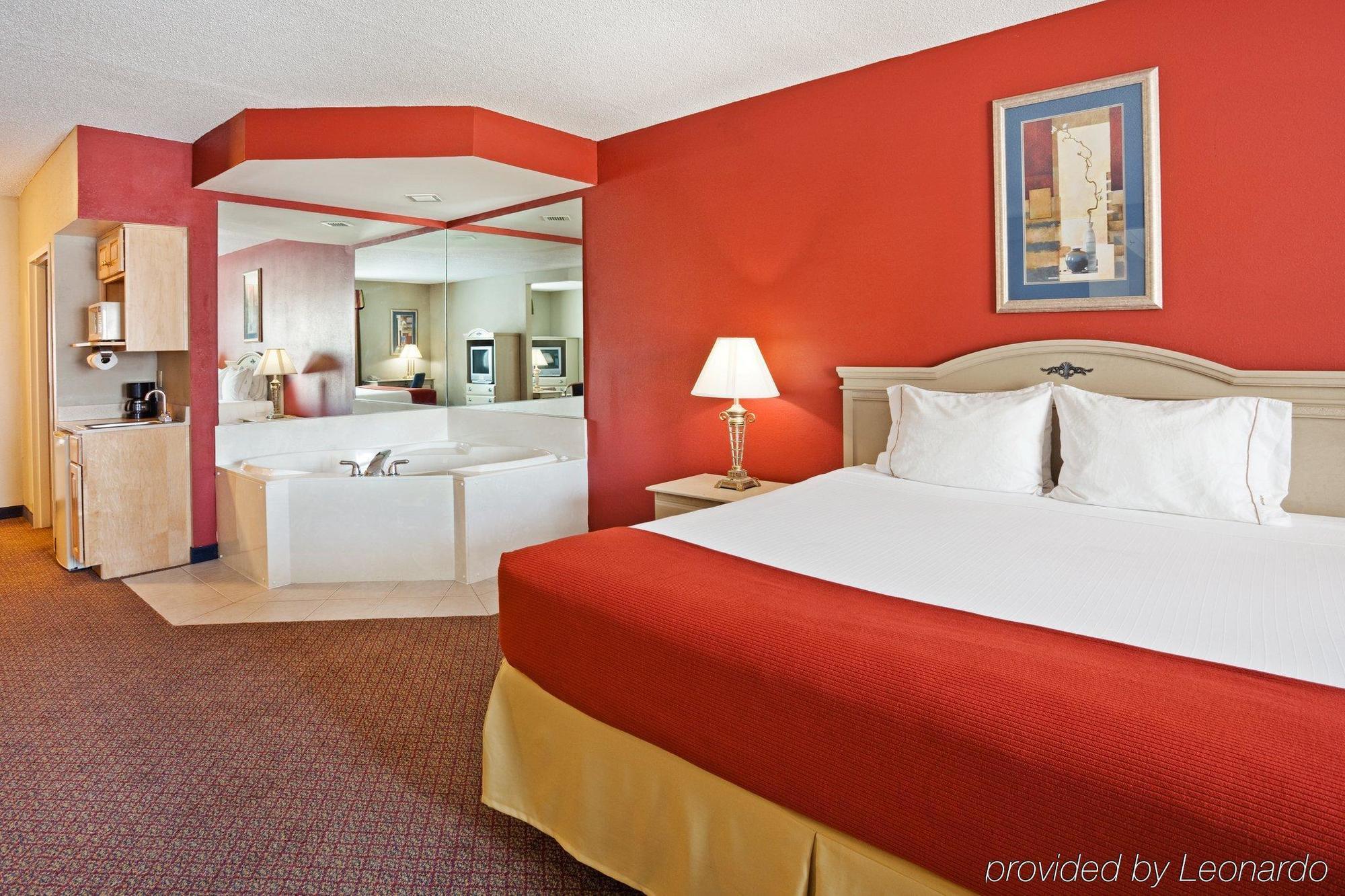 Holiday Inn Express Hotel & Suites London By Ihg Cameră foto